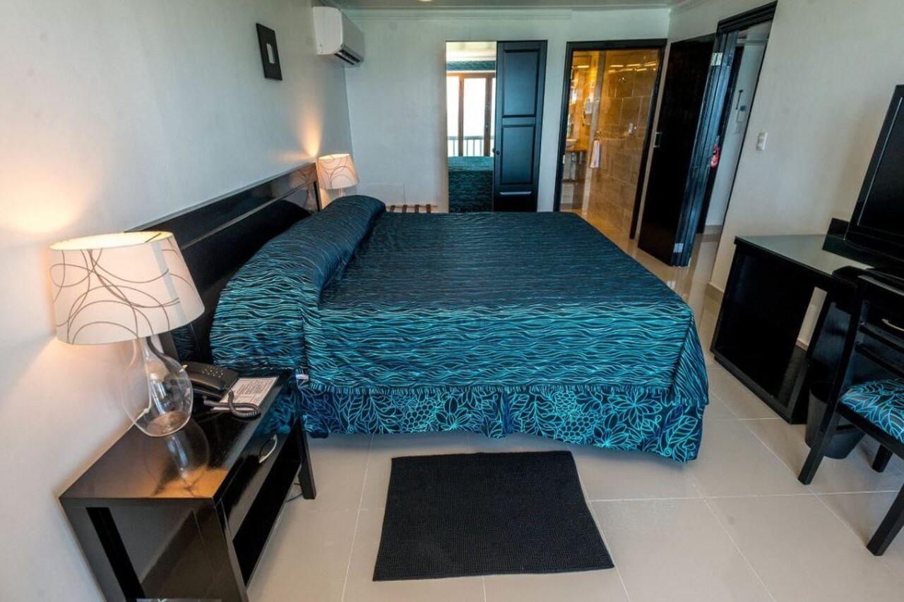 Napolitano Hotel سانتو دومينجو المظهر الخارجي الصورة